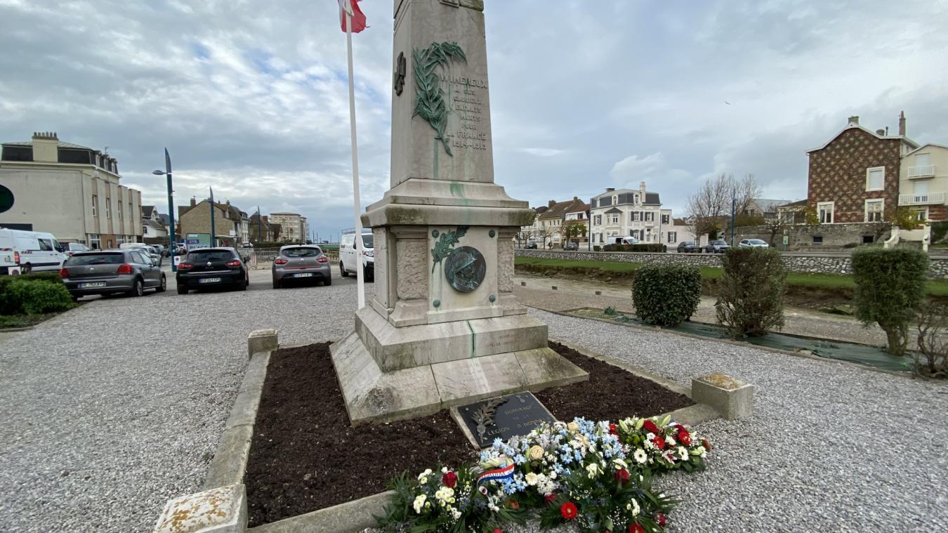 Monument aux morts Wimereux avant intervention